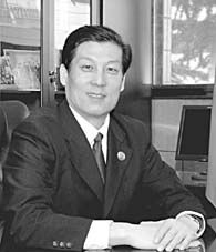 履行法律監督職能提供堅實保障——訪十七大代表、北京市人民檢察院檢察長慕平